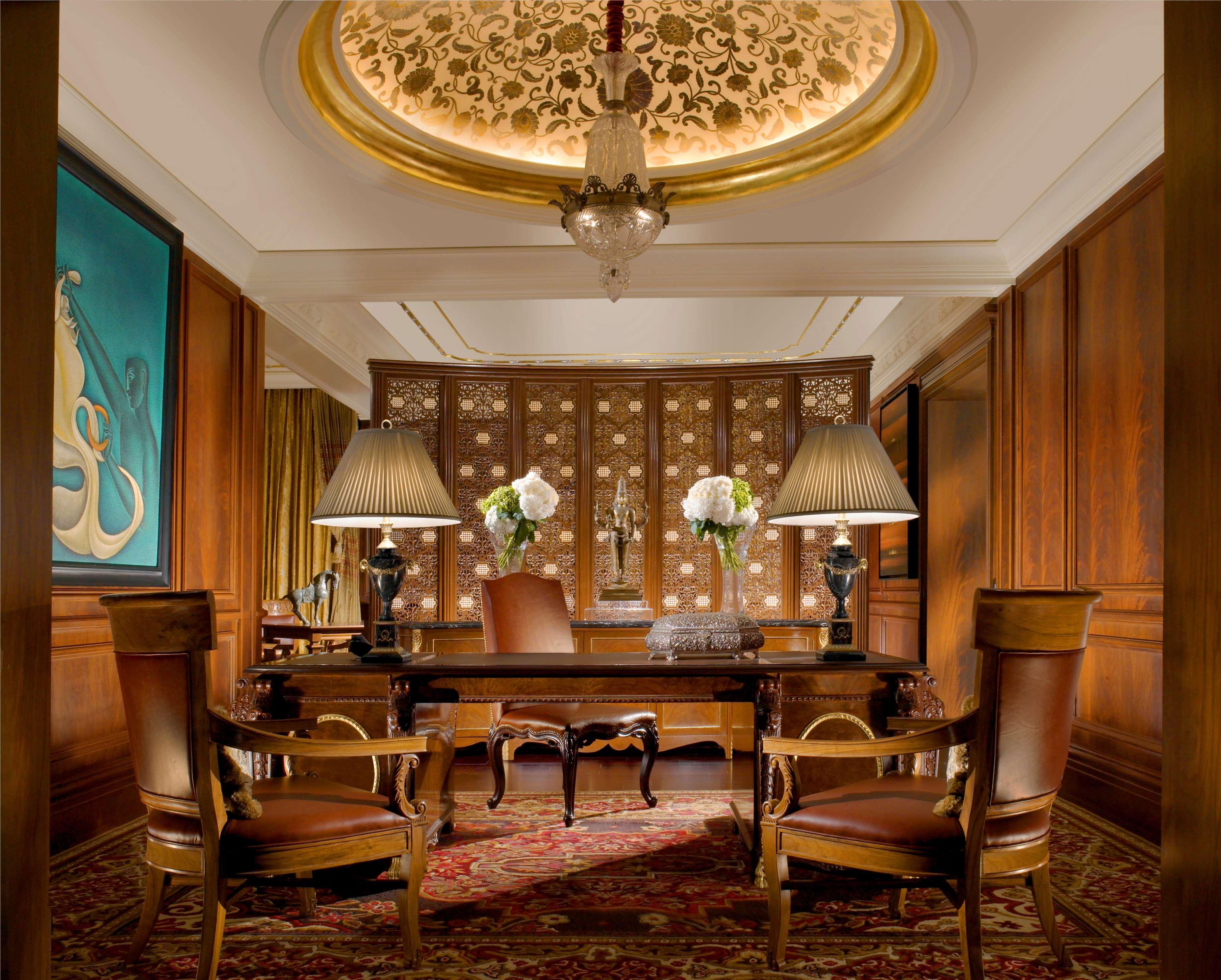 新德里里拉宫殿酒店 外观 照片 The lobby of the Mandarin Oriental, Bangkok